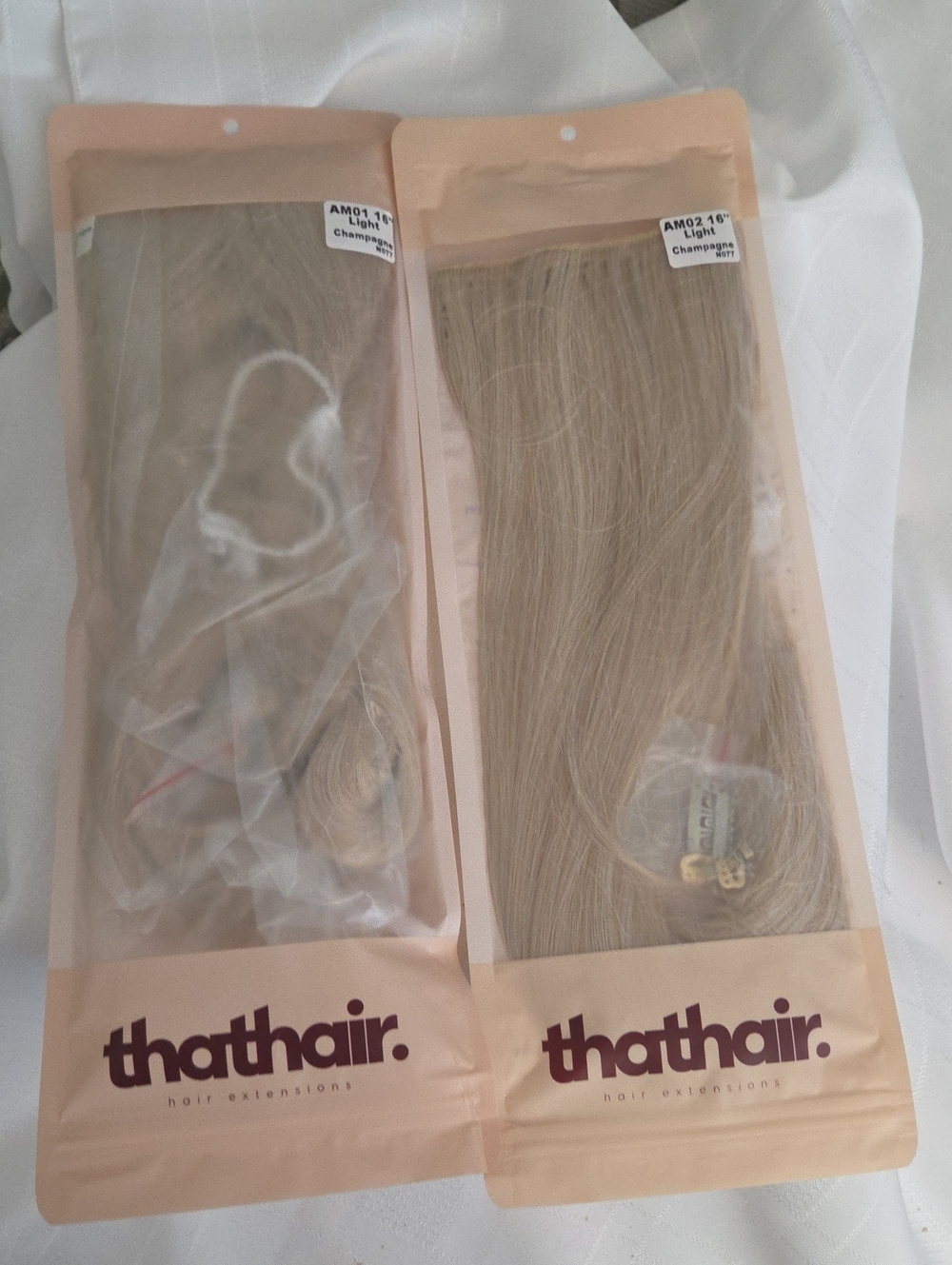 Light Champagne Clip-In Hair Extensions - Blonde
